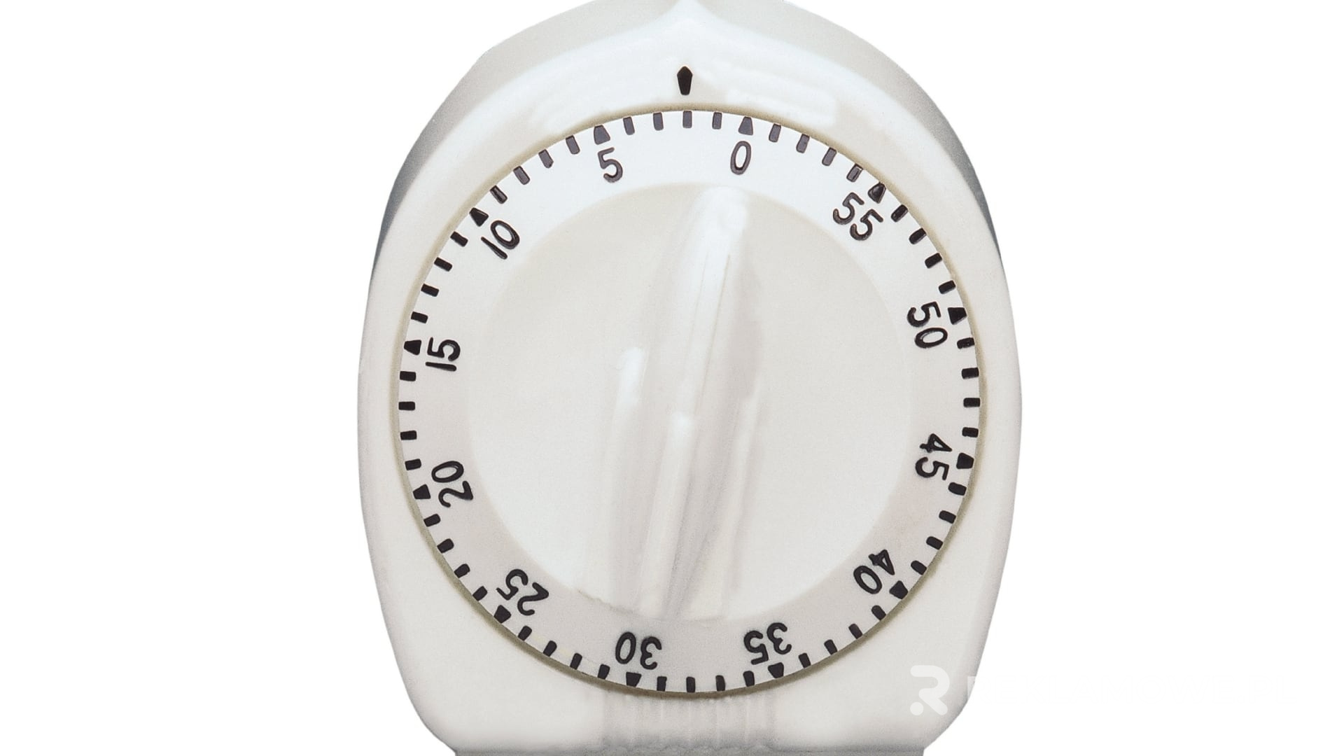 Zegar i smartfon ilustrujące optymalizację czasu w mobile marketingu